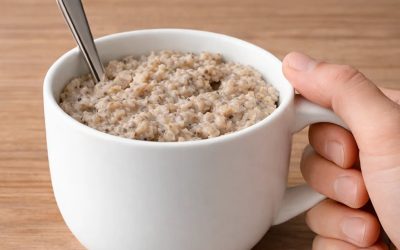 Un petit-déjeuner copieux à base de chia et d’avoine : un remède naturel pour contrôler la faim et faire baisser le cholestérol.