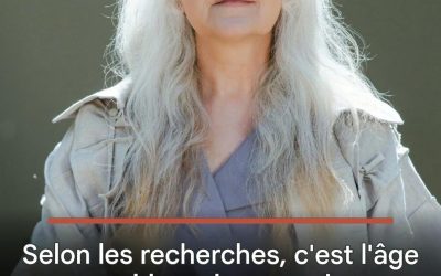Selon les recherches, c’est l’âge auquel les cheveux longs chez les femmes sont considérés comme trop vieux.