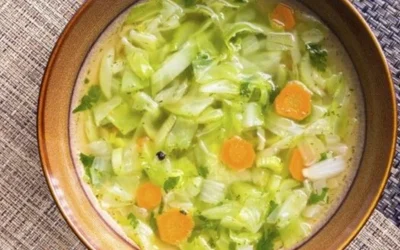 Voici la soupe brûleuse de graisses qui permet de perdre 4 Kg en une semaine 😊