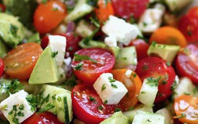 Recette : La salade minceur qui purifie, élimine les fluides et brûle les graisses