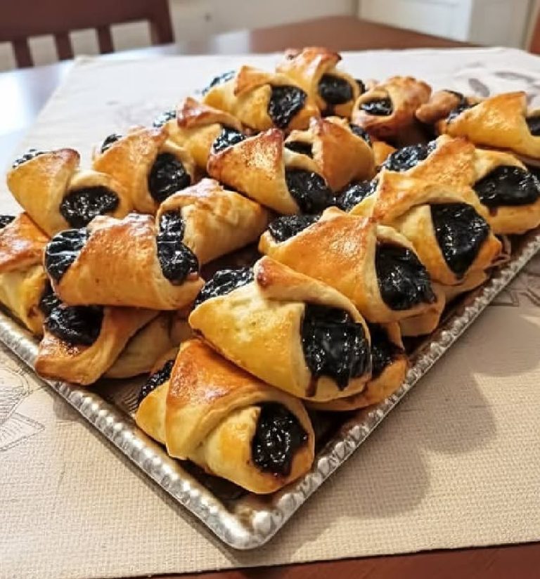 Tartelettes à la confiture de prunes – la recette traditionnelle de grand-mère.