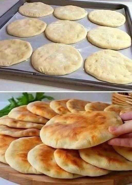 Pain plat moelleux fait maison, style pita, cuit à la poêle