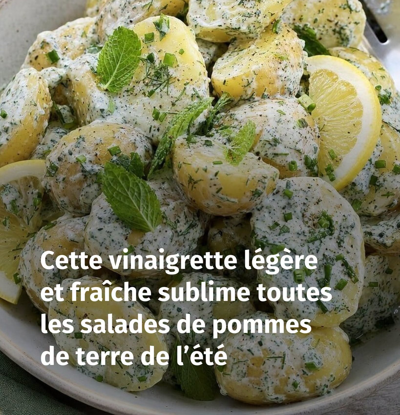 Cette vinaigrette légère et fraîche sublime toutes les salades de pommes de terre de l’été