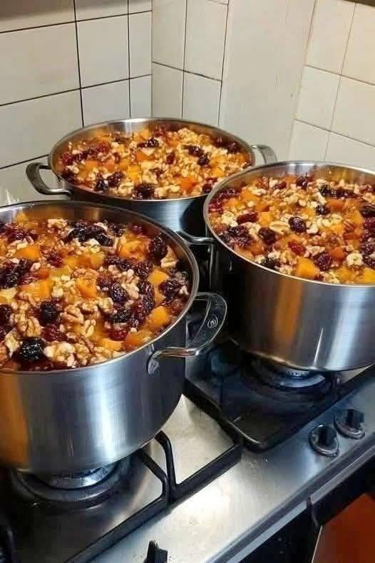 Je prépare ce plat depuis plus de 20 ans ! Tous mes enfants m’ont demandé la recette quand ils sont venus vivre chez moi, et maintenant ils la préparent aussi pour leurs propres enfants. Cette recette est un classique indémodable !