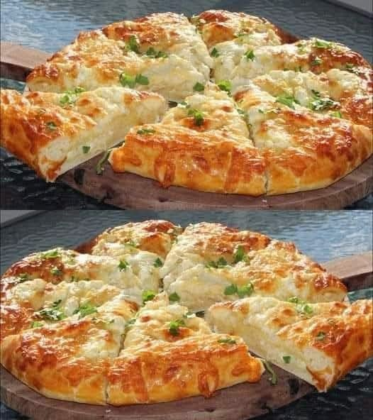 C’est tellement délicieux que j’en fais trois fois par semaine : du pain au fromage grec.