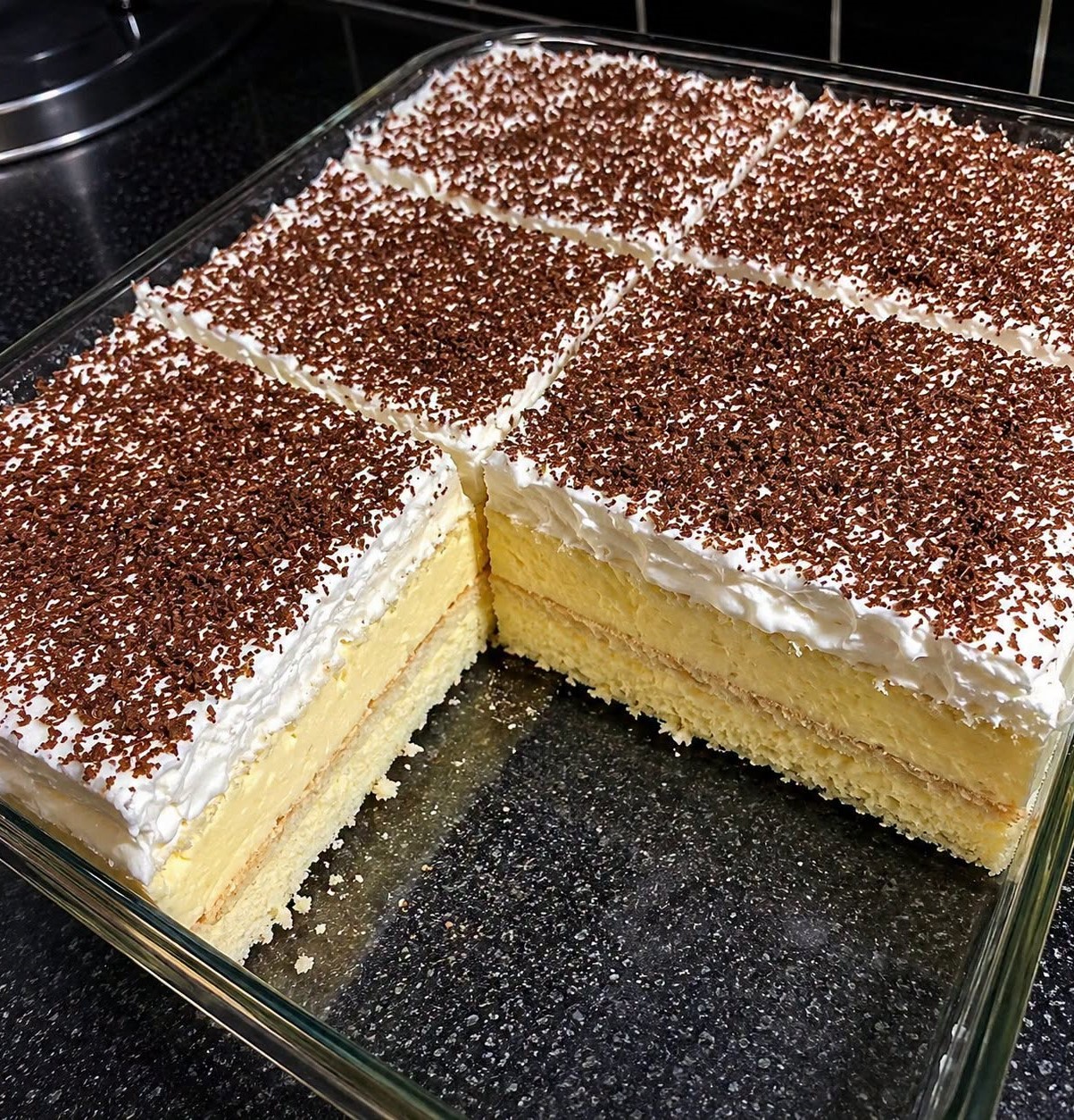 DESSERT 7 + 7 + 7 : Dès que vous verrez la recette, vous aurez envie de la faire vous aussi ! Je ne connais personne qui n’aimerait pas ça !