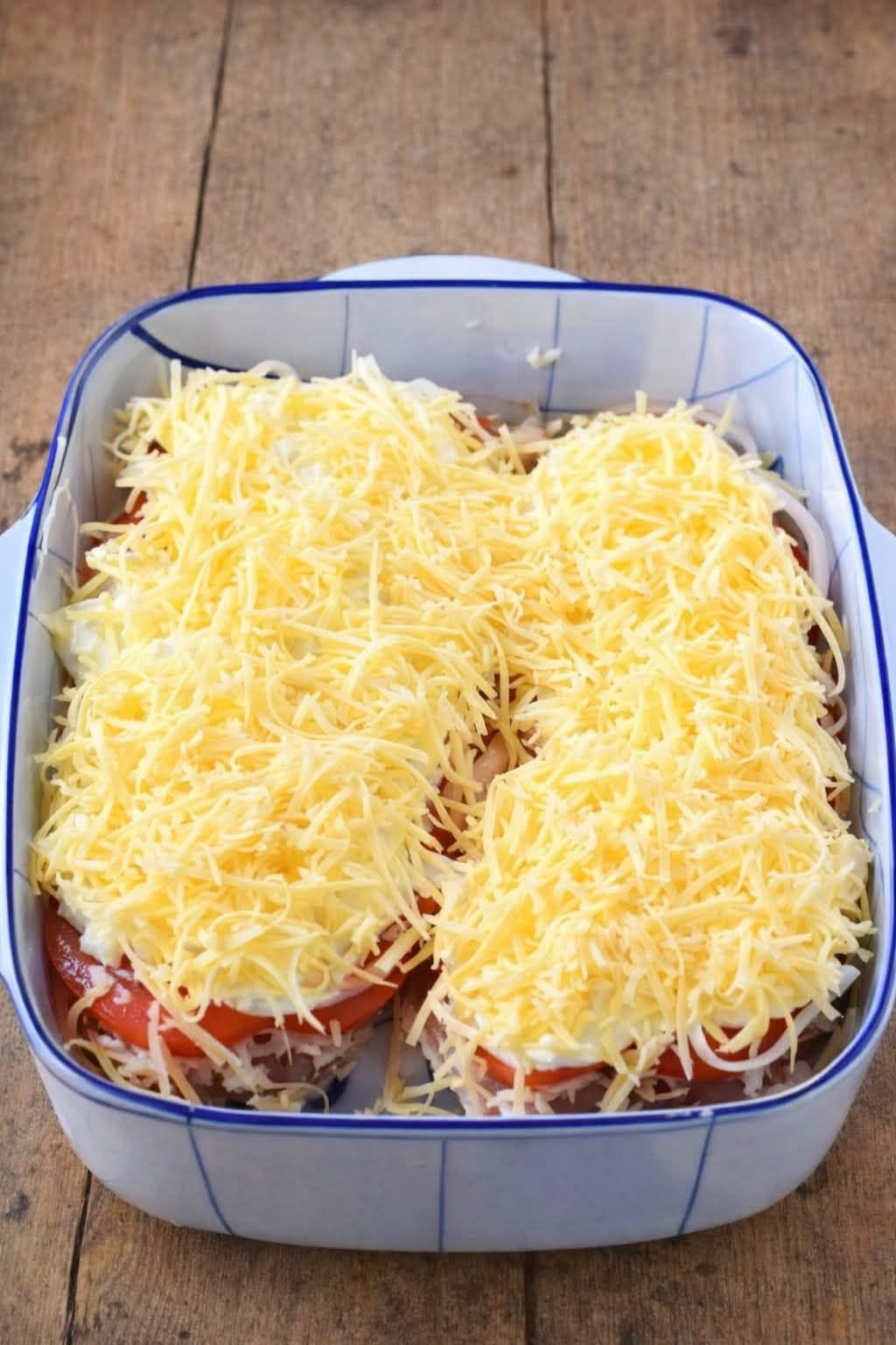 Bonjour, nous supprimons les membres inactifs. Veuillez confirmer votre présence. 💛 Blanc de poulet rôti au fromage râpé et aux tomates : un délicieux déjeuner