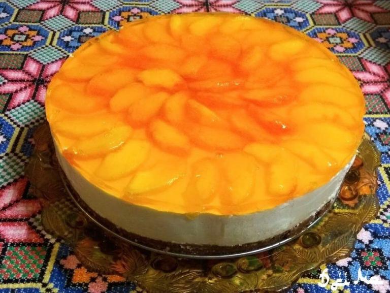 J’ai préparé aujourd’hui un gâteau aux pêches et au yaourt sans cuisson.